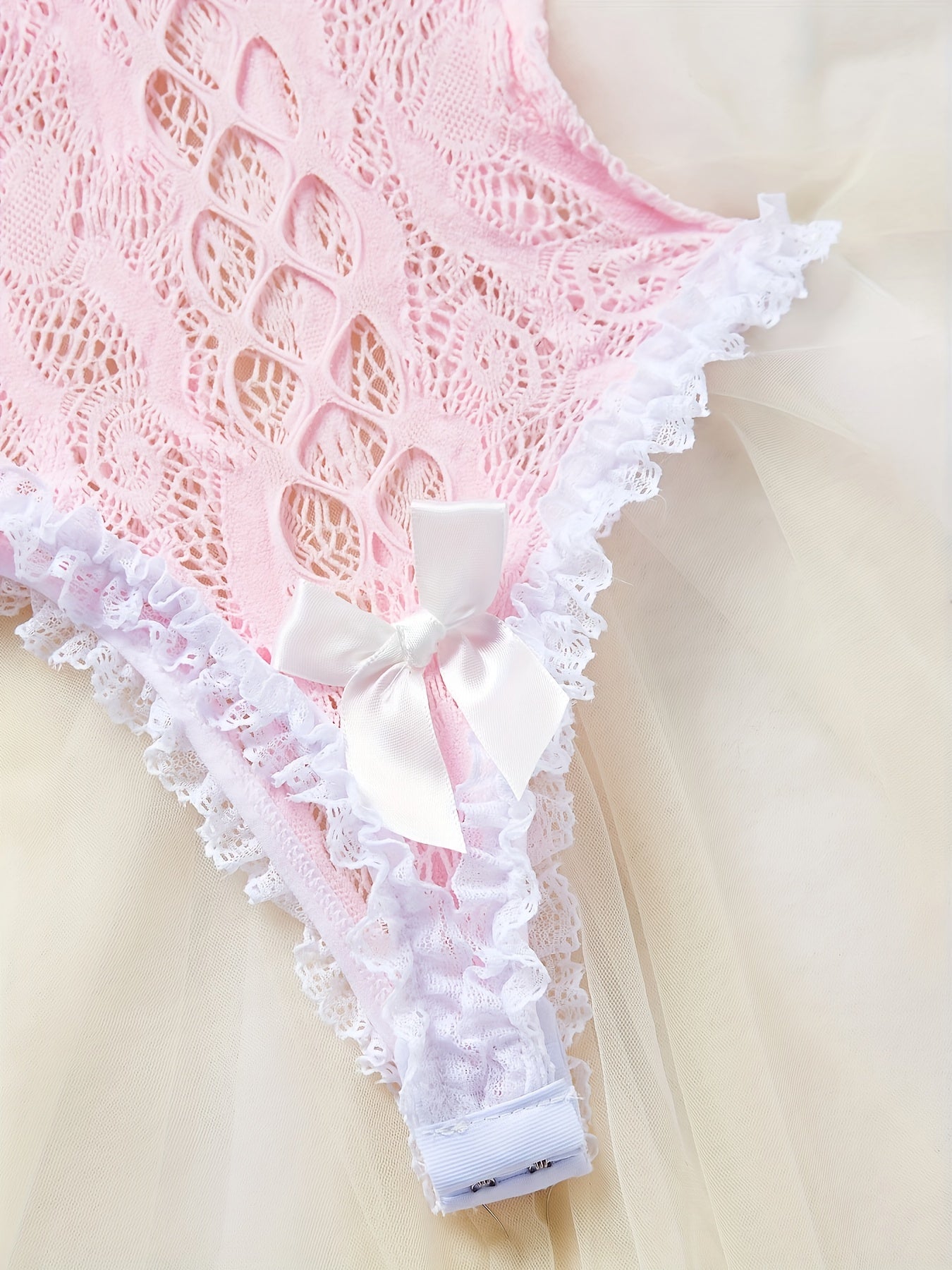 لانجري مثير مع إكسسوارات