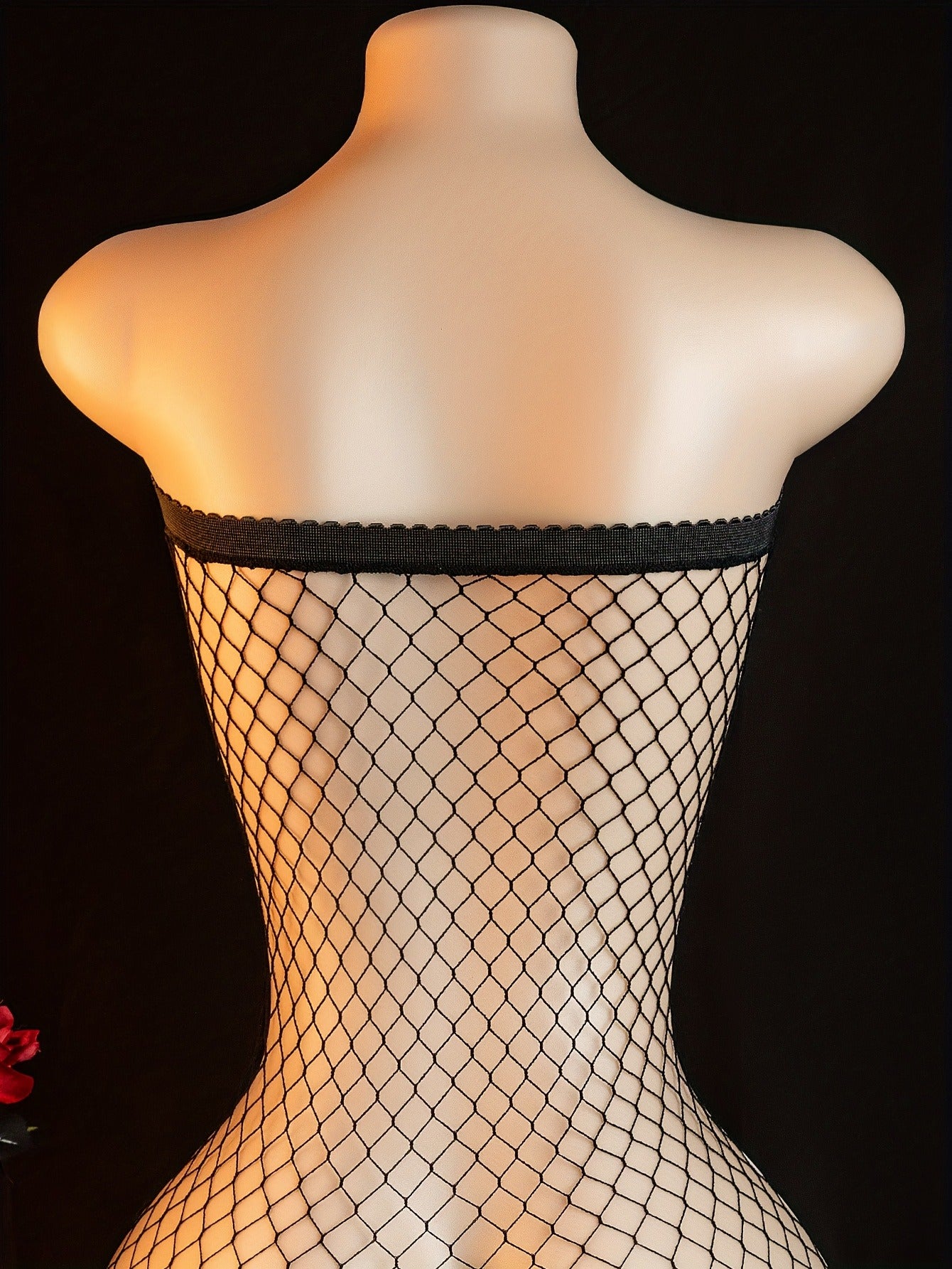 بدلة نسائية مثيرة بحجم زائد