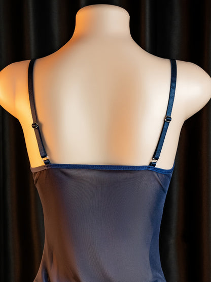 بدلة داخلية مثيرة بحجم كبير