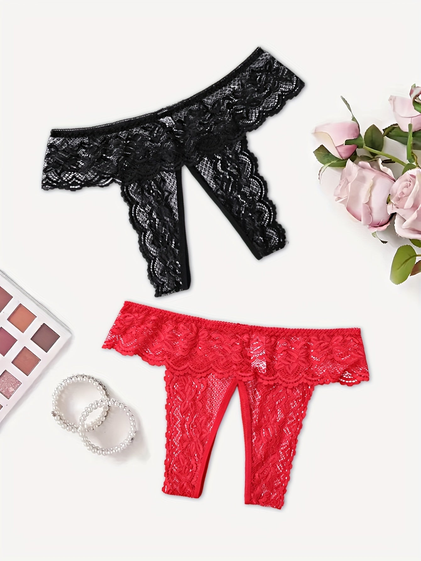 شورت نسائي مثير من دانتيل أحمر