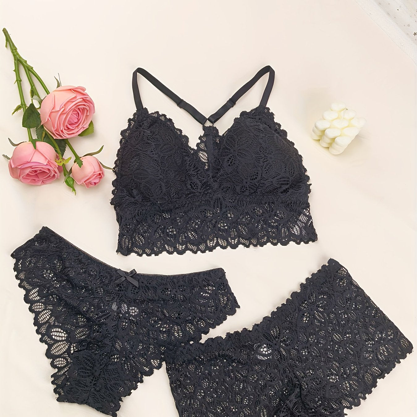 مجموعة لانجري نسائي دانتيل