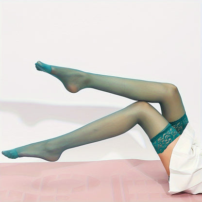 جوارب طويلة مضادة للانزلاق للنساء