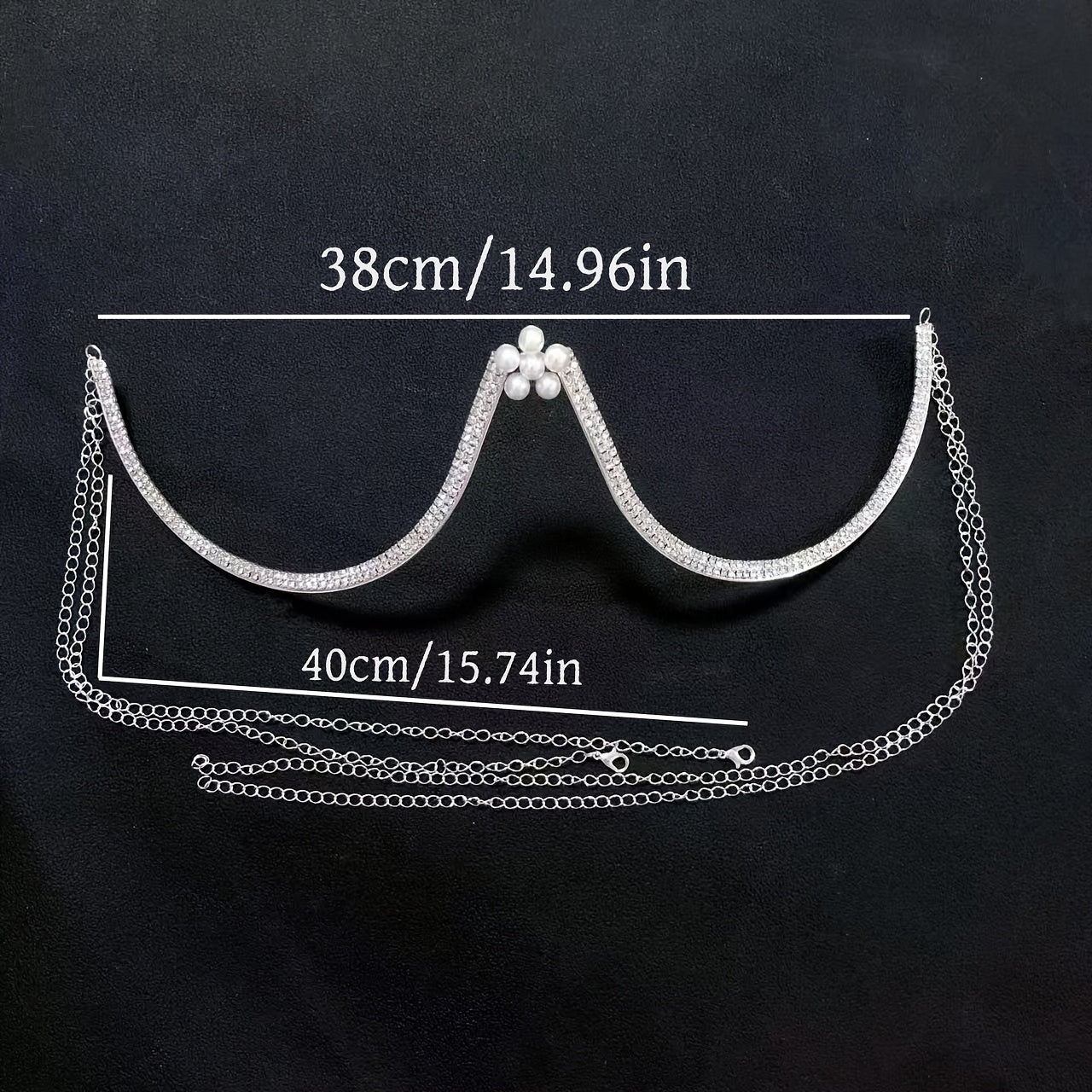 سلسلة حمالة صدر مرصعة بالجواهر