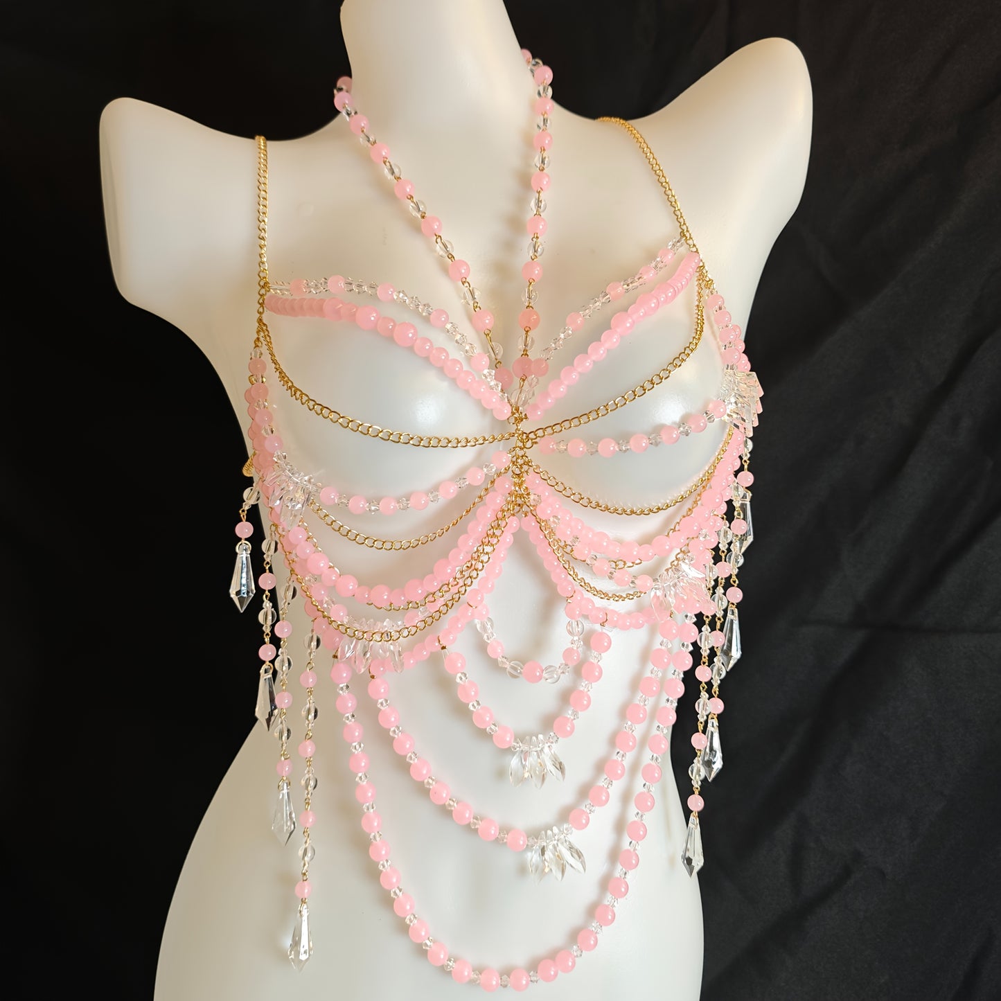 كورسيه يدوي من الخرز الوردي