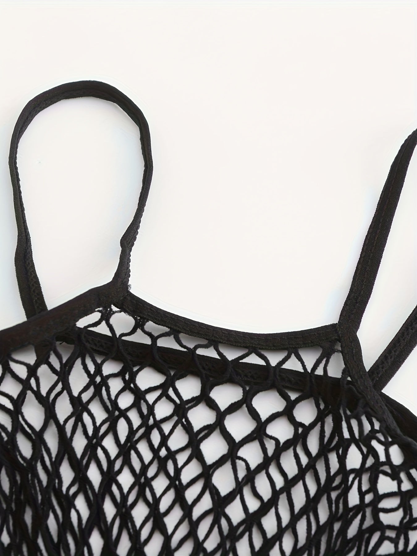 بدلة نسائية مثيرة بشبكة