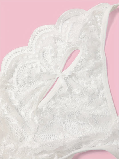 بدلة ليفي زهري مع حواف مكشكشة