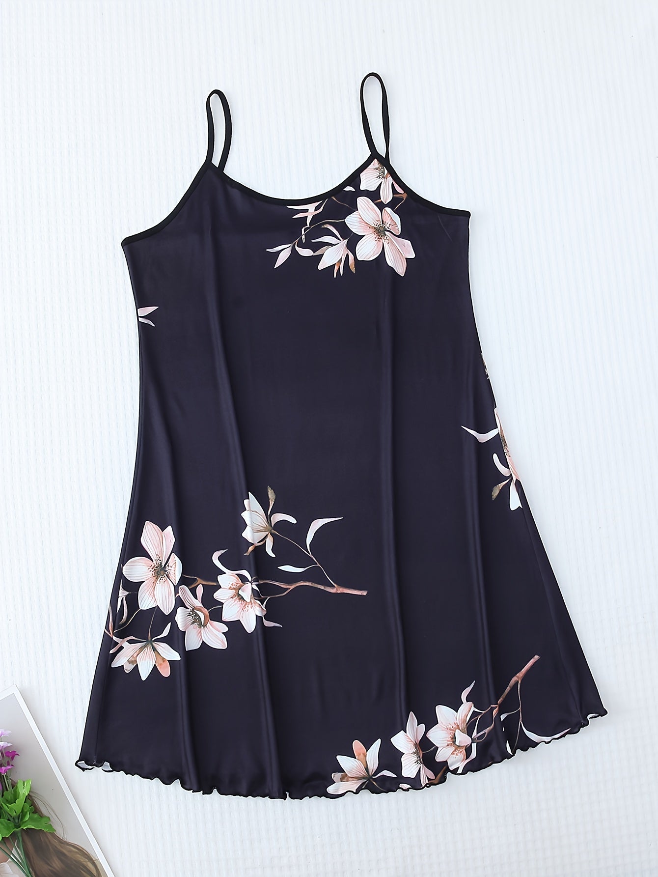 فستان نوم مزخرف بورجوندي