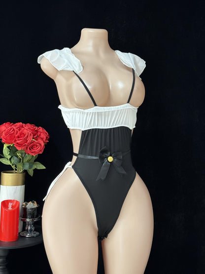 زي مايد مفعم بالأنوثة