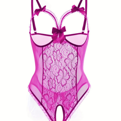 بدلة نسائية مثيرة بقصة دانتيل