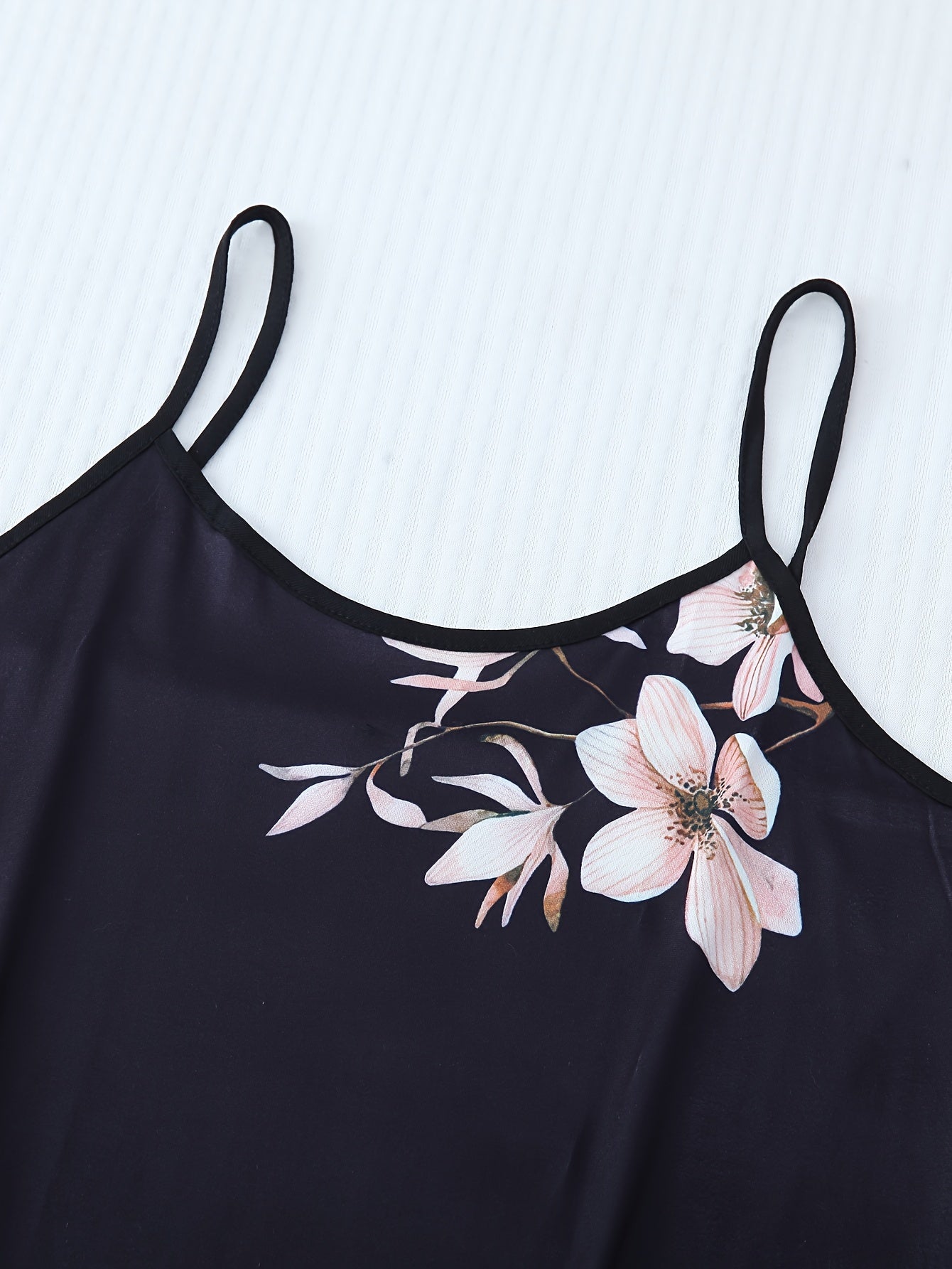 فستان نوم مزخرف بورجوندي