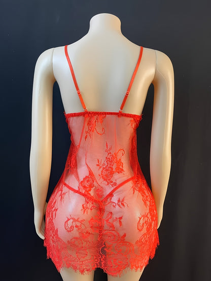 فستان نوم أحمر جميل