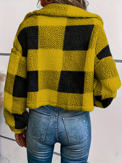 معطف طراز مائل بأزرار للنساء