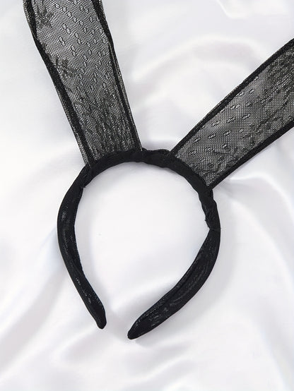 دبوس لنجري بأذنين أرنبية