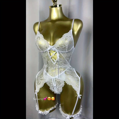 طقم بيجامة فاخر مكون من ثلاث قطع