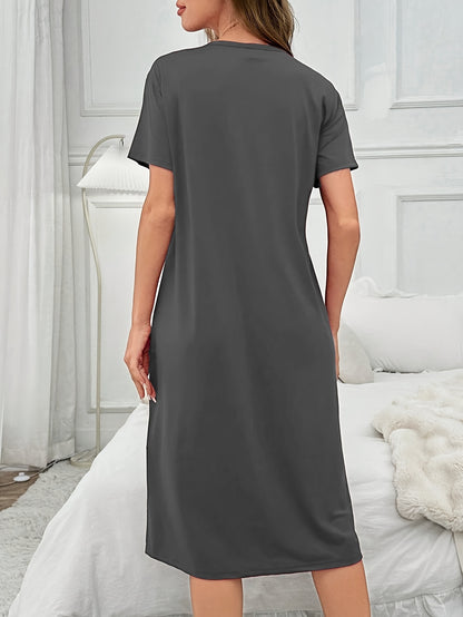 فستان نوم نسائي بطبعة تاج