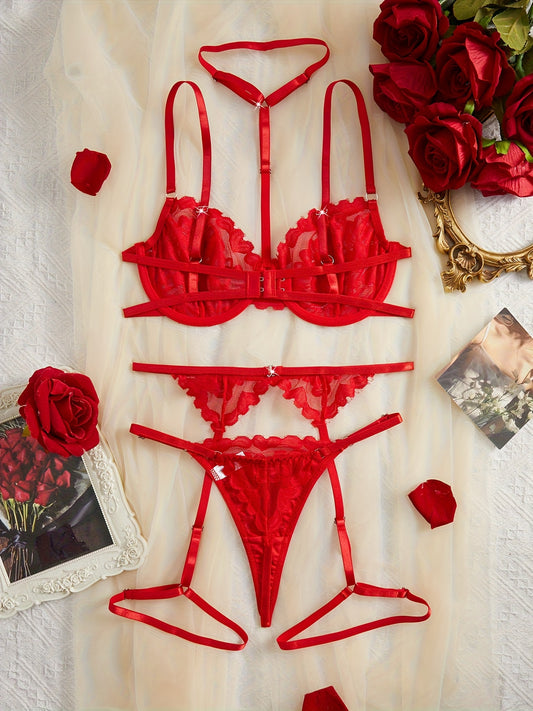 طقم لانجري ثلاثة قطع مثير