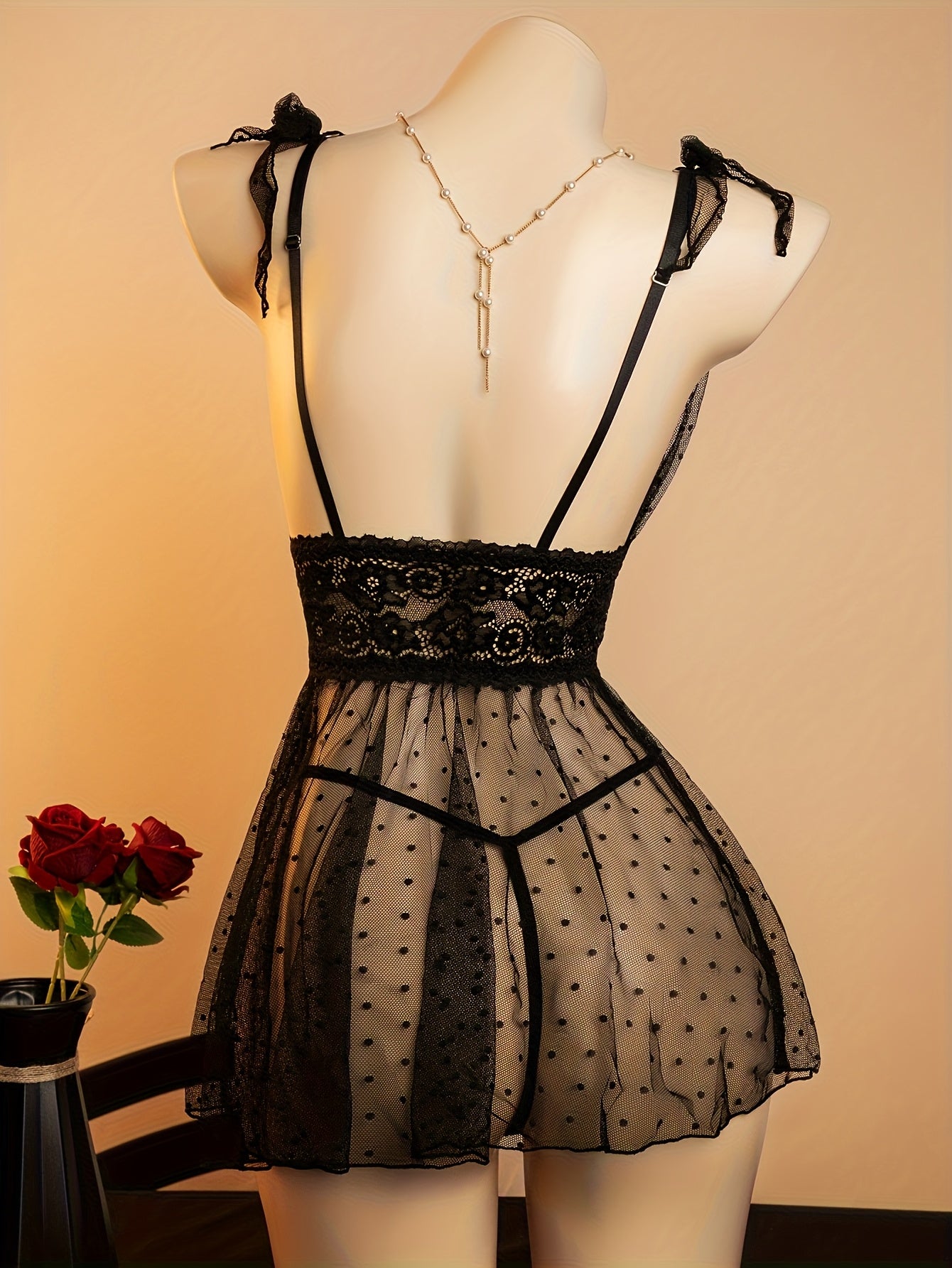 طقم لانجري أنيق وجذاب