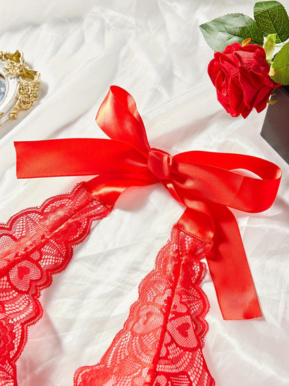 طقم لنجري مميز بحمالة عنق