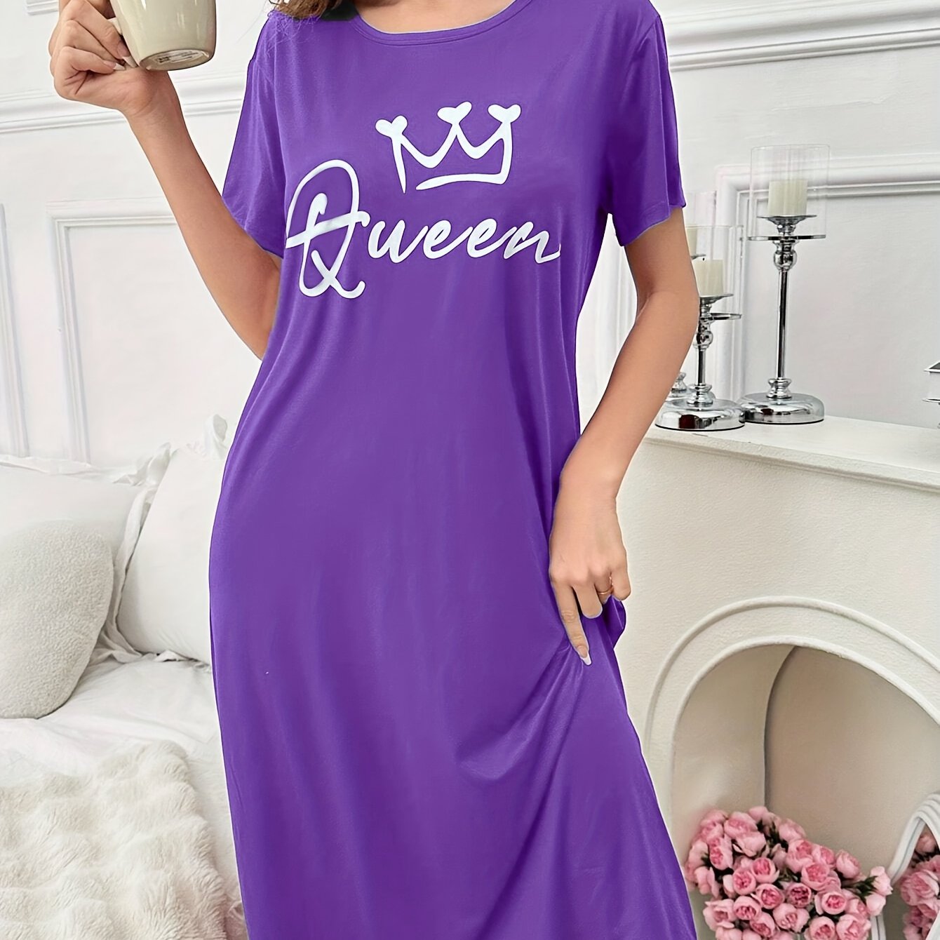 فستان نوم نسائي بطبعة تاج