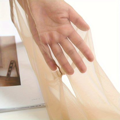 جوارب نسائية عالية