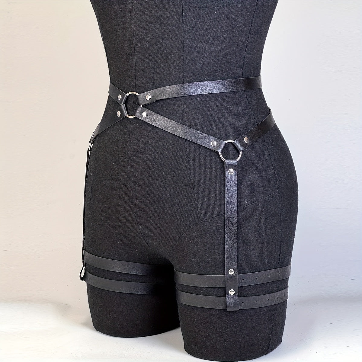 حزام فخذي للنساء