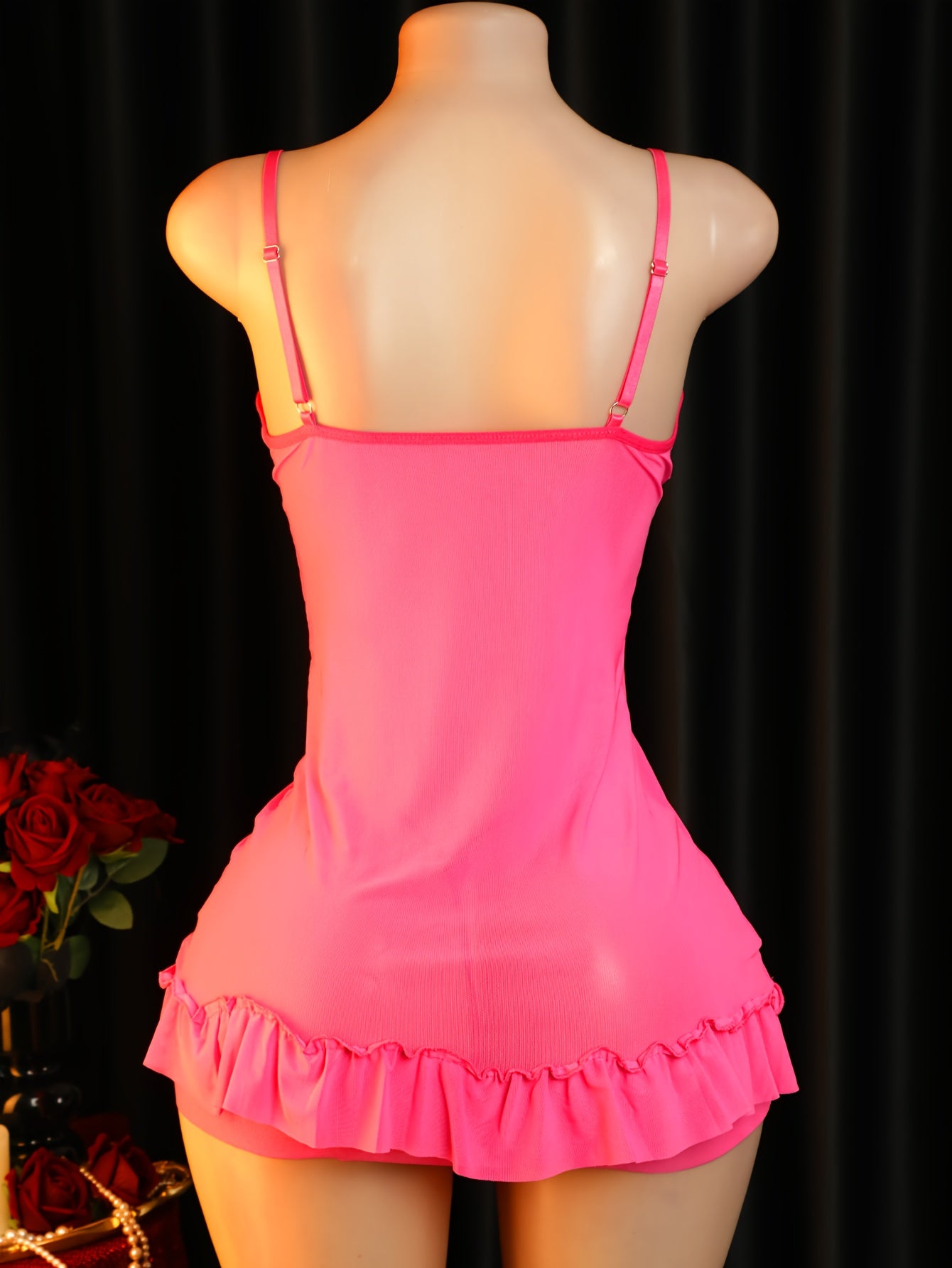 طقم لانجري نسائي أنيق وردي