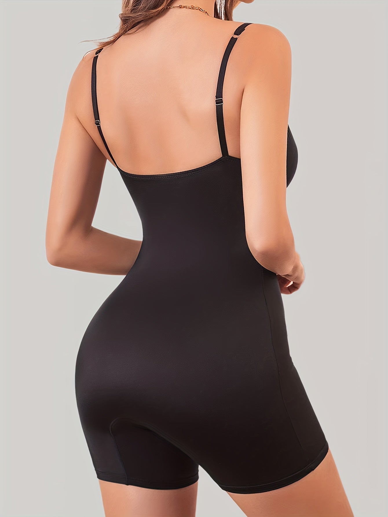 بدي نسائي كامل للجسم مع تحكم في البطن