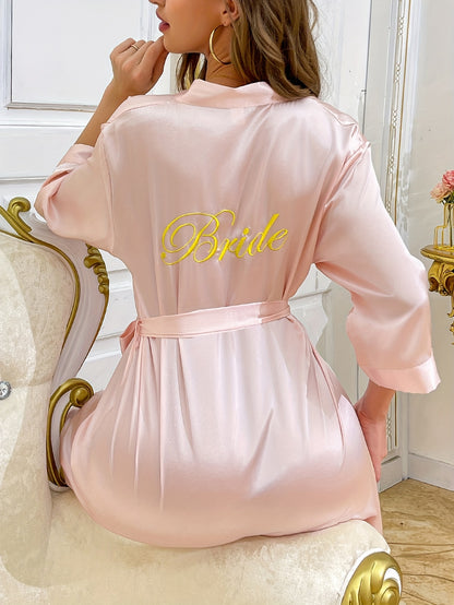 روب زفاف أنيق بأكمام طويلة