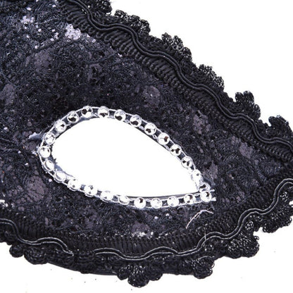 قناع ماسي للنساء