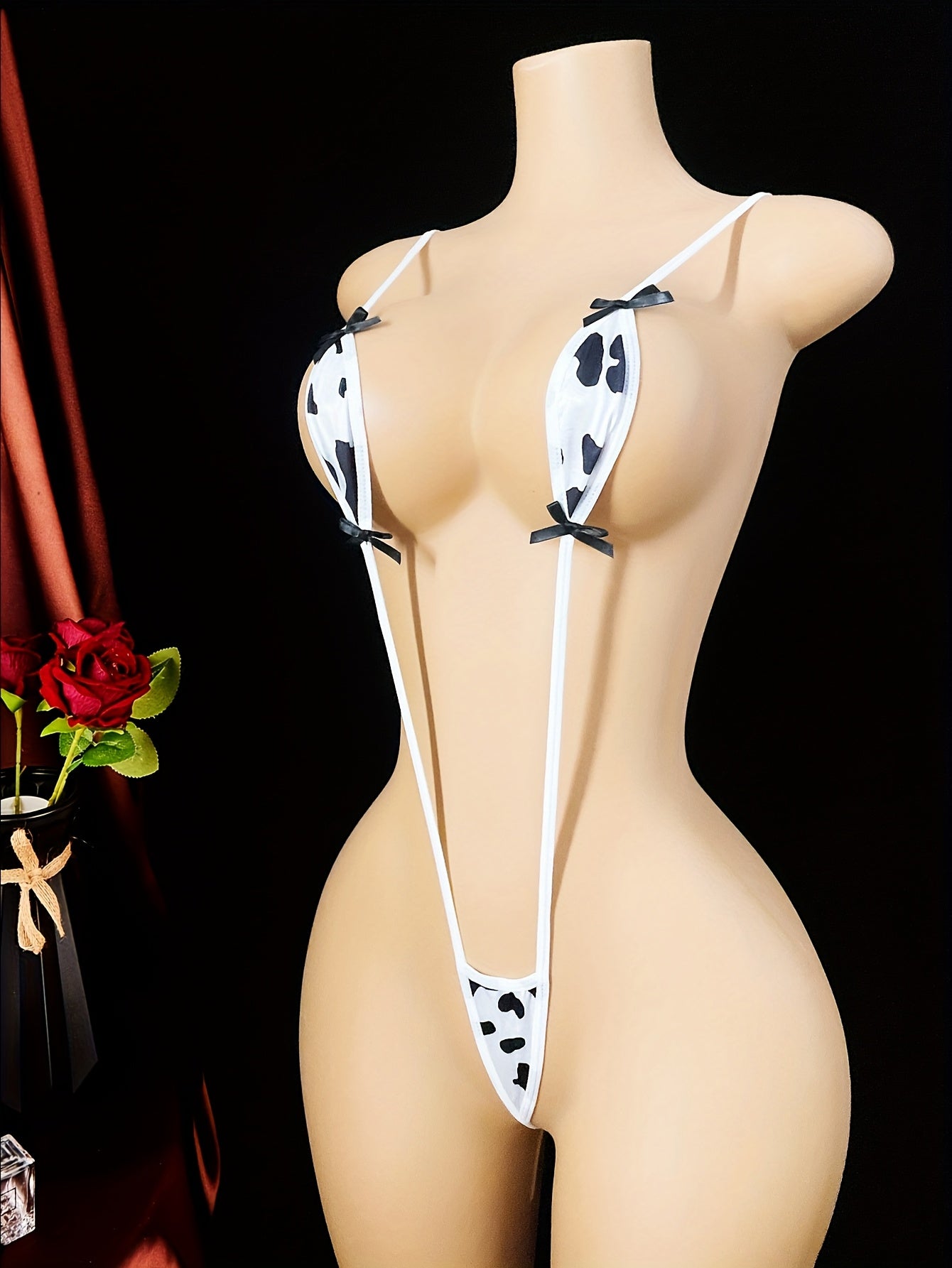 ملابس داخلية نسائية مثيرة