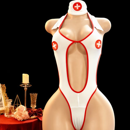 بدلة تمثيل دور مربية بمظهر جذاب