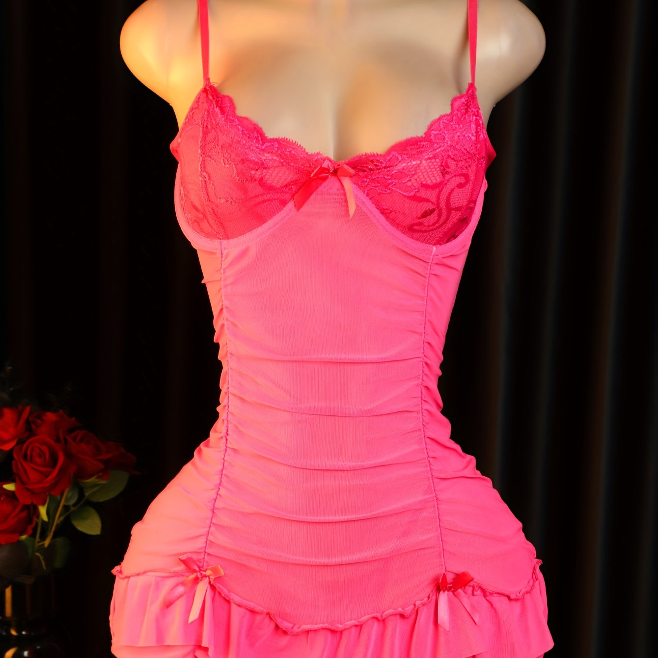 طقم لانجري نسائي أنيق وردي